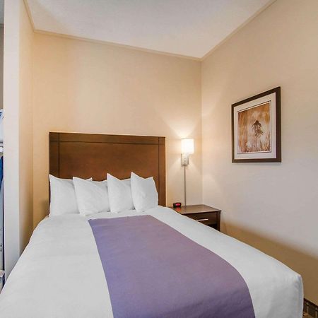 Quality Inn & Suites Kindersley Exterior foto