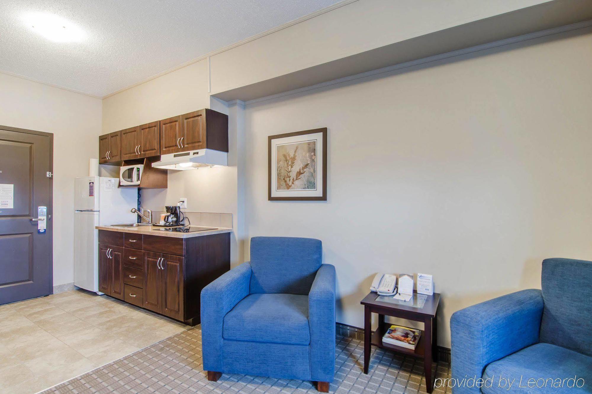 Quality Inn & Suites Kindersley Exterior foto